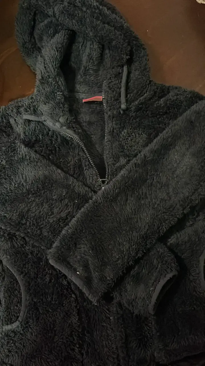 Chaqueta de polar  negra con capucha para niña - 5