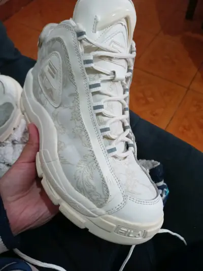 Zapatillas deportivas blancas FILA 24cm - miniatura 1