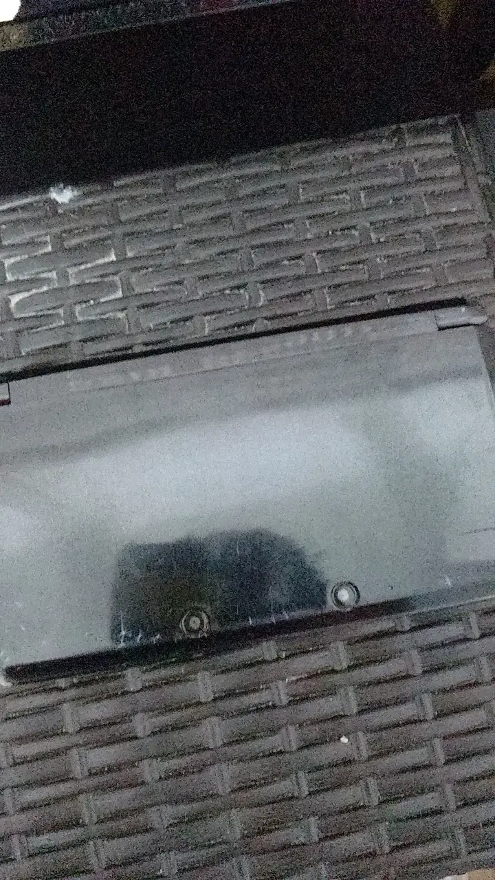 Consola 3DS con pantalla dañada - 3