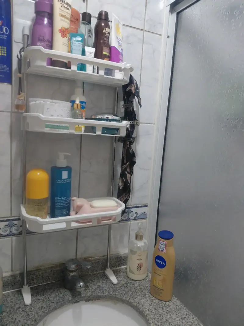 Estante de baño ajustable con tres niveles - 4