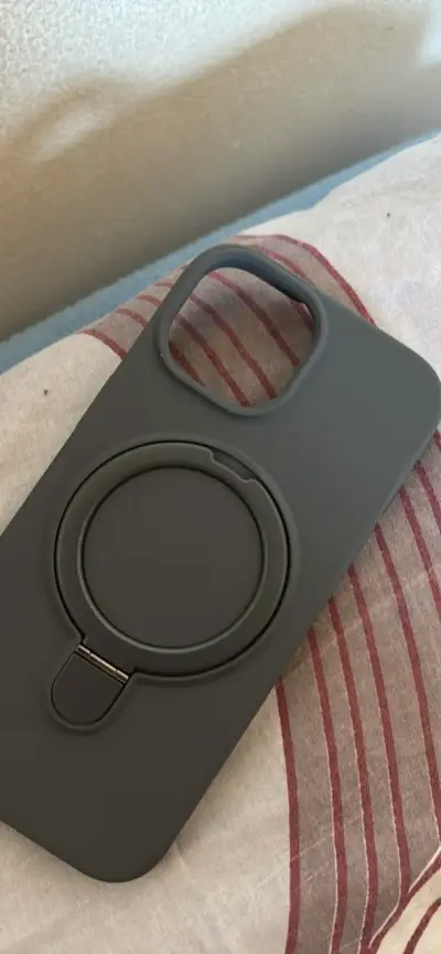 Funda de silicona negra con soporte para iPhone - miniatura 1