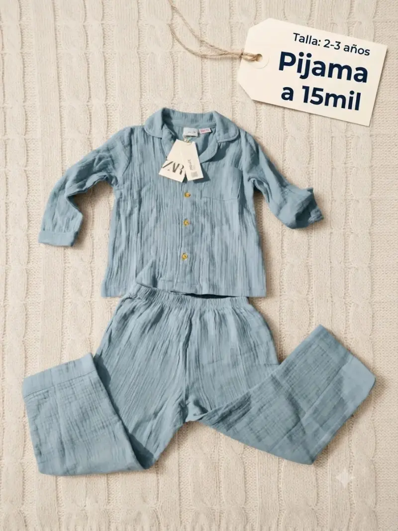 Pijama infantil azul talla 2-3 años
