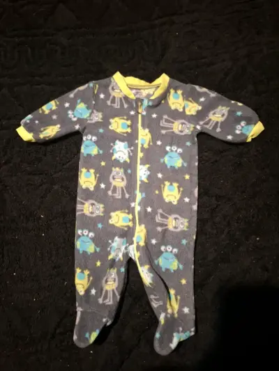 Conjunto de pijamas para bebé con diseños divertidos - miniatura 4