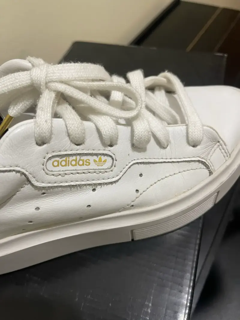 Zapatillas blancas Adidas con plataforma - 4