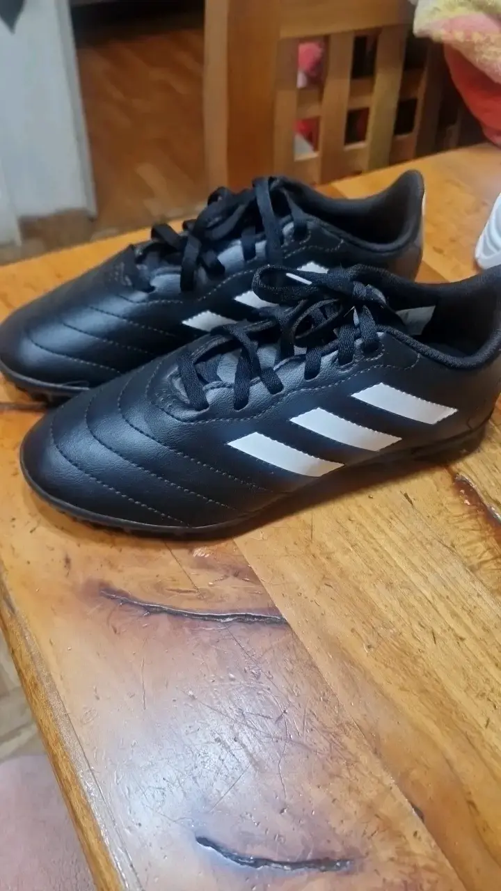 Zapatillas de fútbol Adidas negras para césped - 2