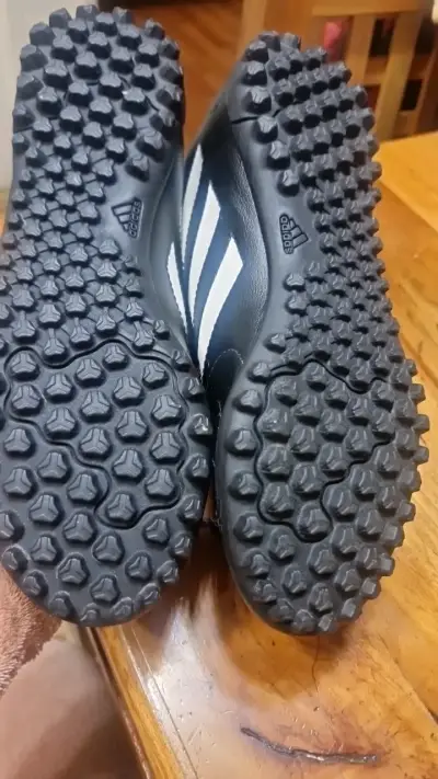 Zapatillas de fútbol Adidas negras para césped - miniatura 3