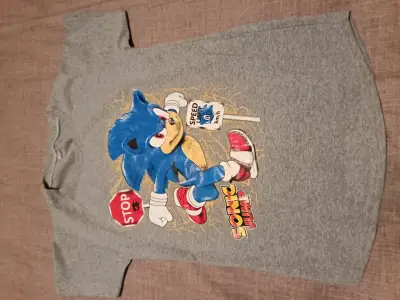 Polera estampada para niños con personajes animados - miniatura 4
