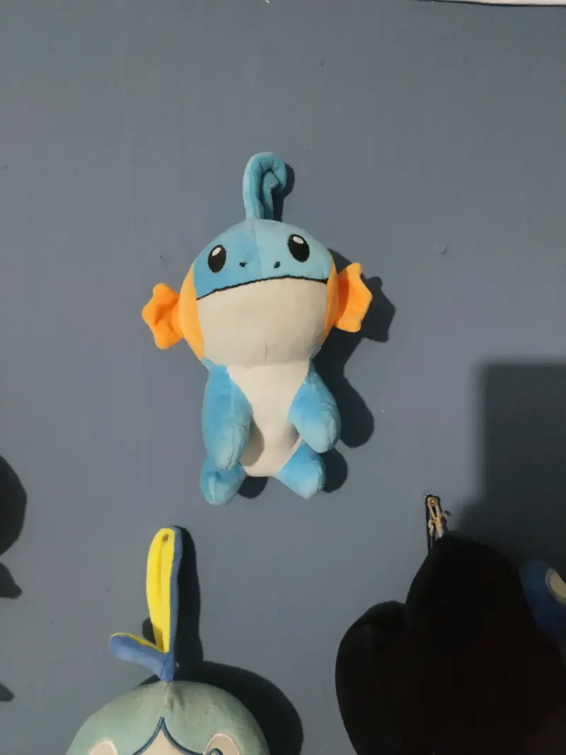 Peluche de mudkip pokemon
