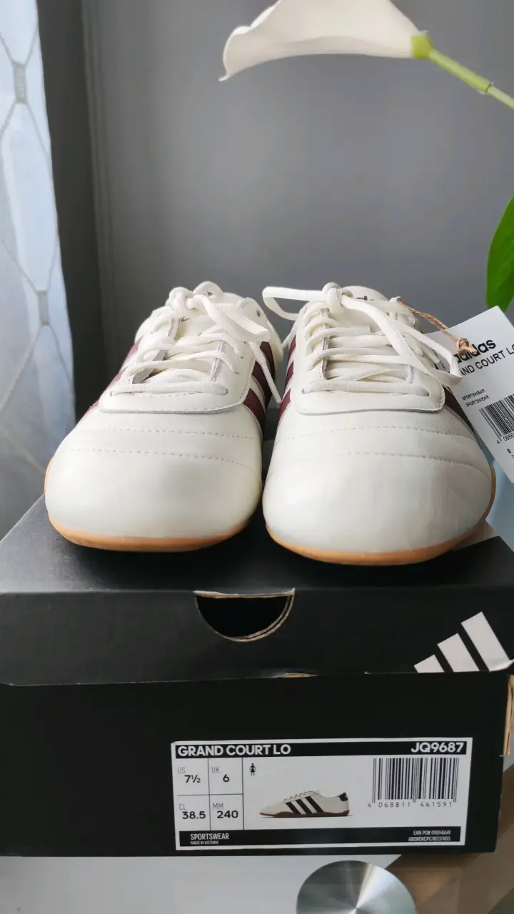 Zapatillas Adidas Mujer talla 38.5 - 3