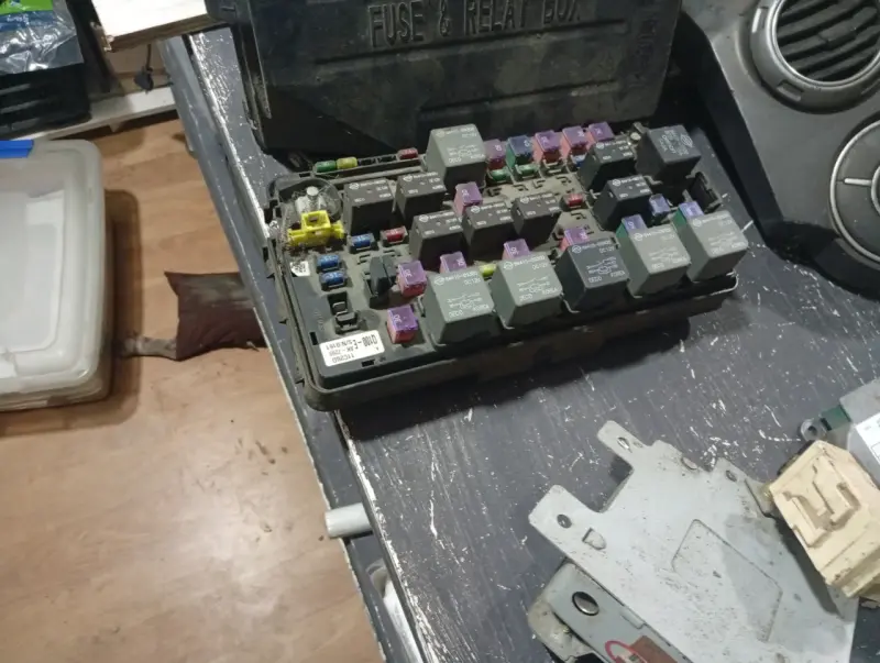 Módulo de Control Delphi para Automóvil - 2