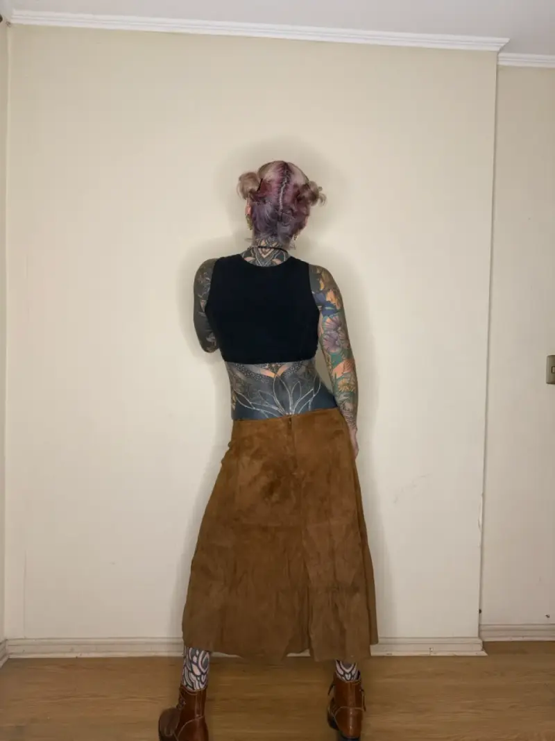 Falda Midi Marrón de Gamuza - 2