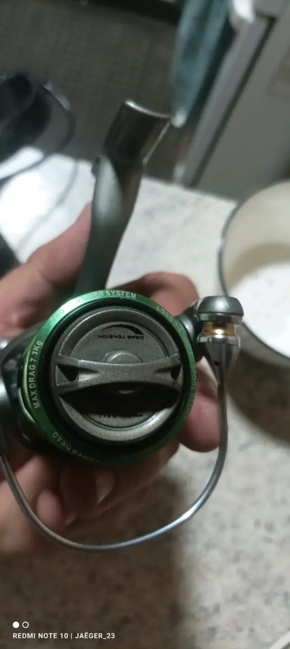Carrete de Pesca Brave Lite 1000 con Línea Verde - 2