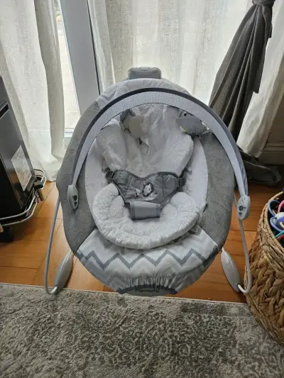 Smart Bouncer Ingenuity Silla Mecedora - miniatura 3