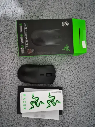 Mouse inalámbrico Razer Viper V3 x Hyperspeed - miniatura 1