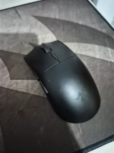 Mouse inalámbrico Razer Viper V3 x Hyperspeed - miniatura 2