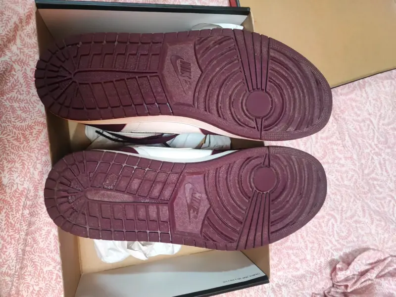 Zapatillas Air Jordan 1 Retro High OG Bordeaux - 5