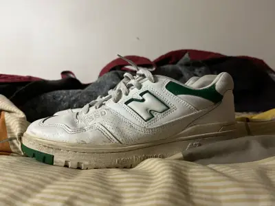 Zapatillas New Balance 550 blancas y verdes - miniatura 5