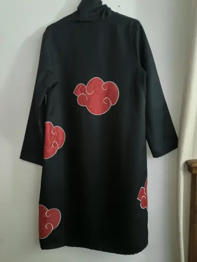 Capa cosplay Akatsuki negra con nubes rojas 😍😍😍 - miniatura 5