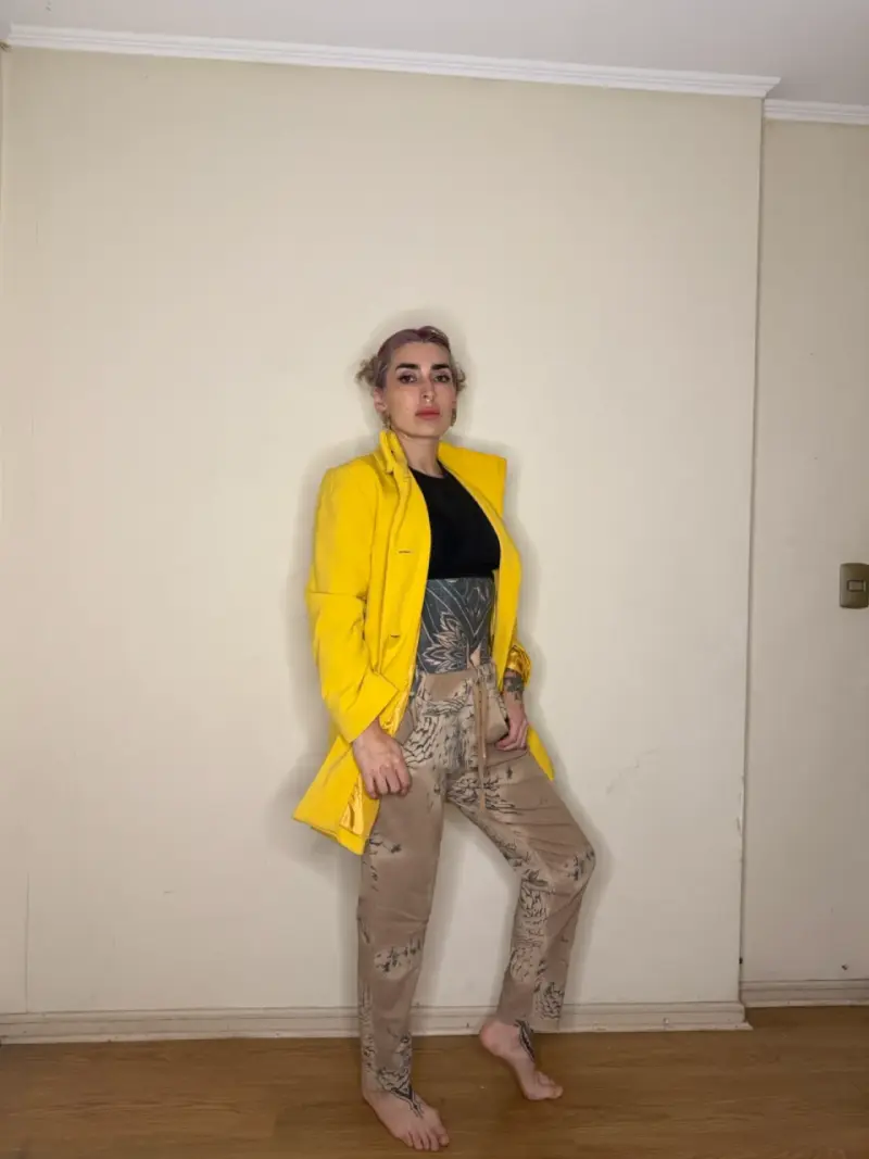 Abrigo amarillo - 2
