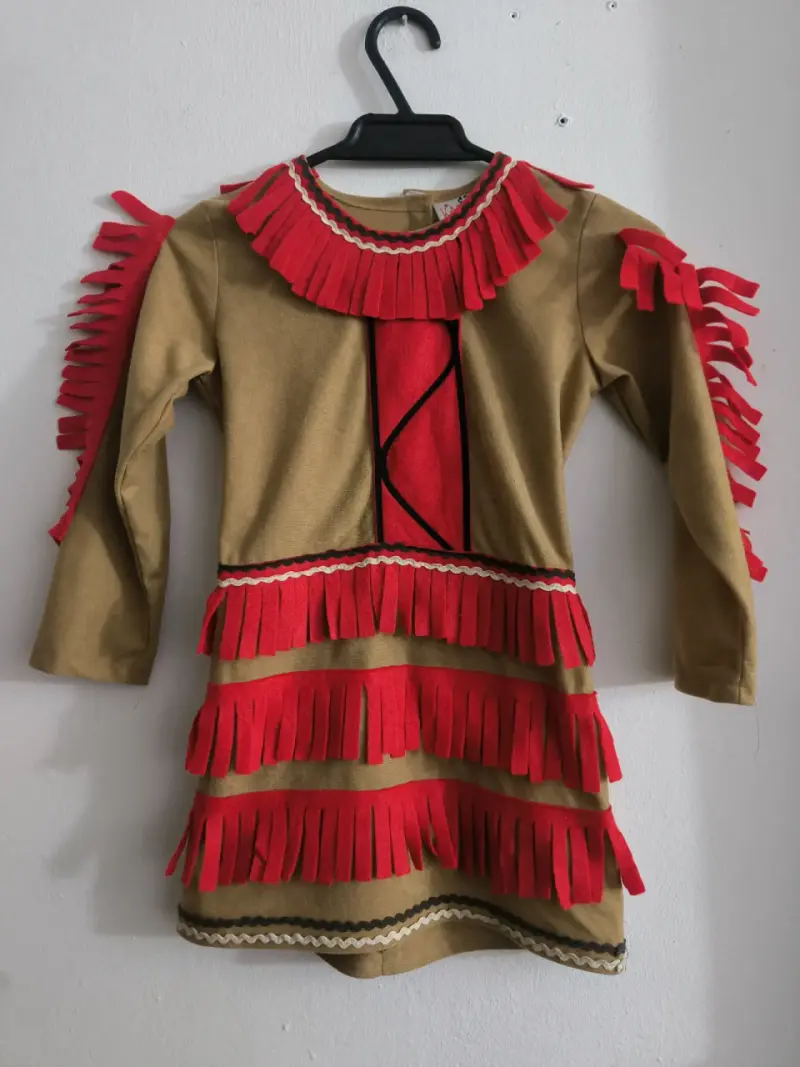 Disfraz infantil de india con flecos rojos HERMOSO - 3