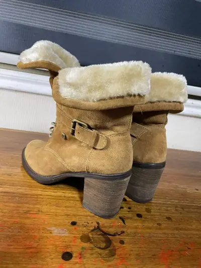 Botines de gamuza con forro de lana para mujer - miniatura 2