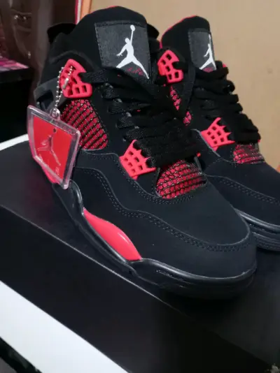 Jordan retro 4 red thunder - miniatura 1
