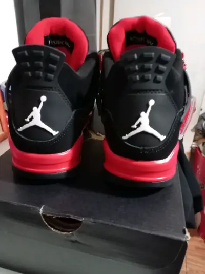 Jordan retro 4 red thunder - miniatura 3