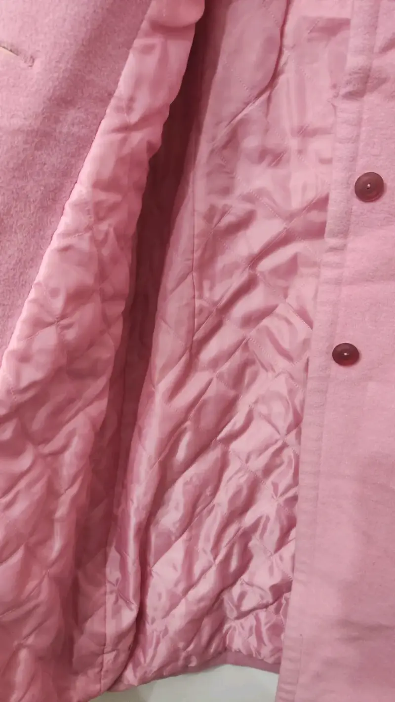 Abrigo rosado de lana con bolsillos - 2