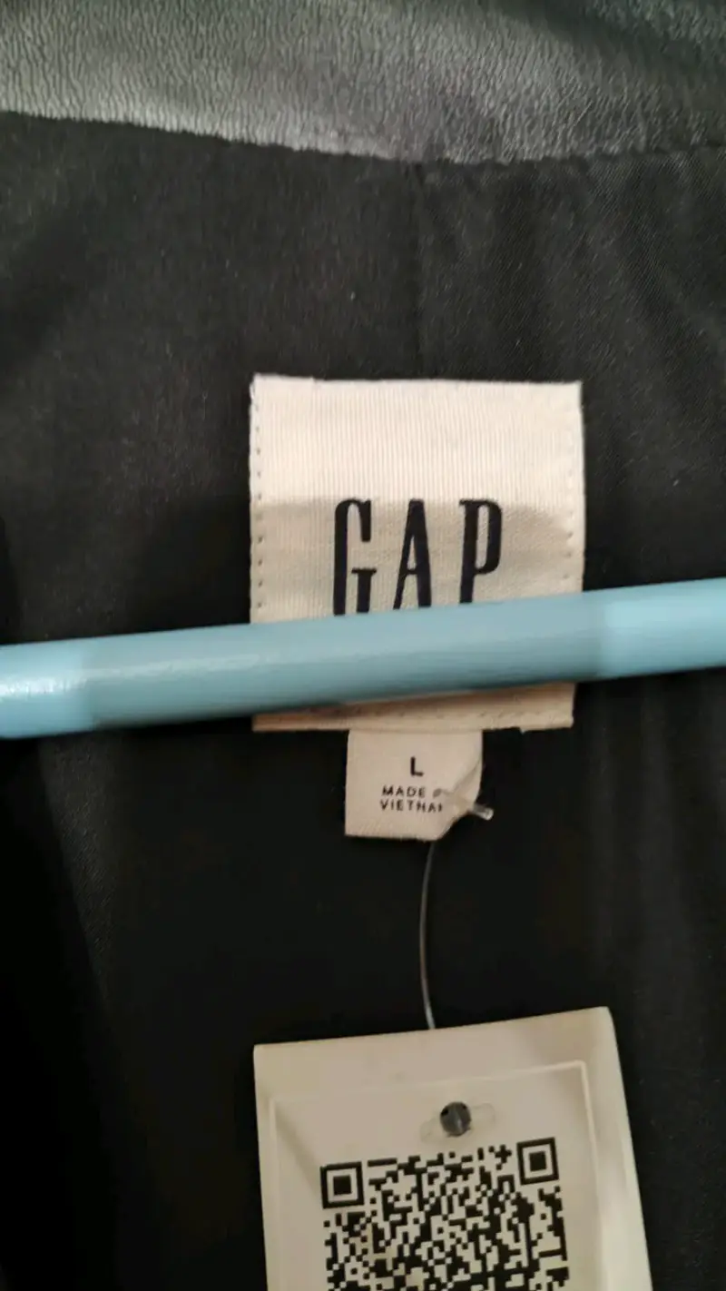 Blazer de Ecocuero Negro GAP Talla L - 2