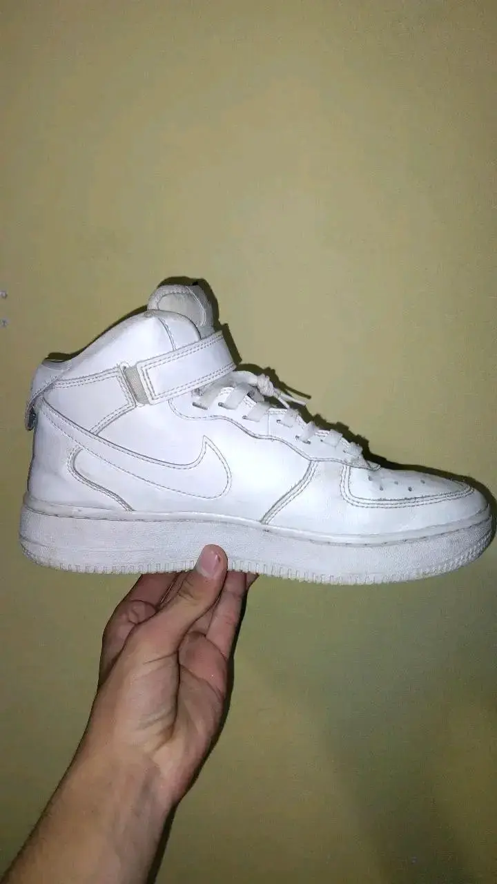Zapatillas deportivas blancas Nike Air Force 1 - 4