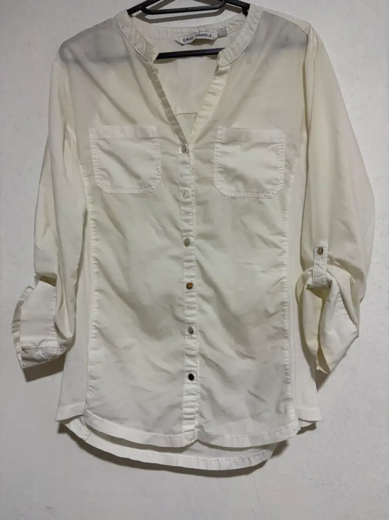 Blusa blanca de mujer Emily Daniels