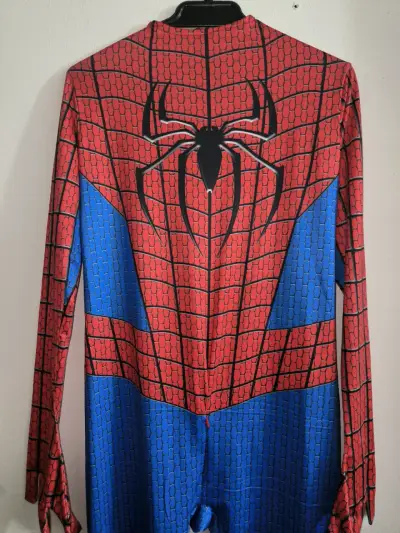 Disfraz de Spiderman para adulto Talla M 🕸️🕸️🕸️🕷️🕷️🕷️🕷️ - miniatura 4