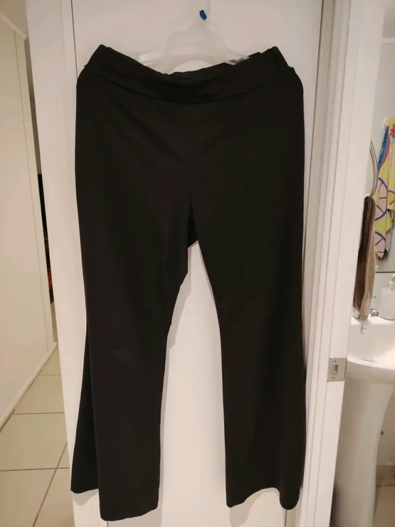 Calza negra de vestir para mujer
