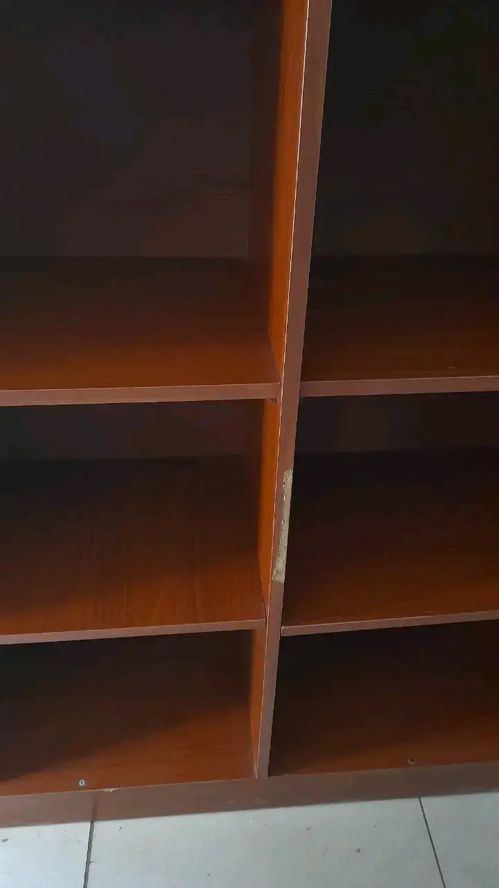 Estantería grande de madera con 8 compartimentos - 3