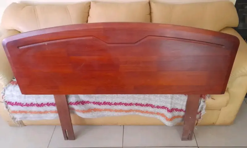 Colchón de dos plazas con base de madera - 2