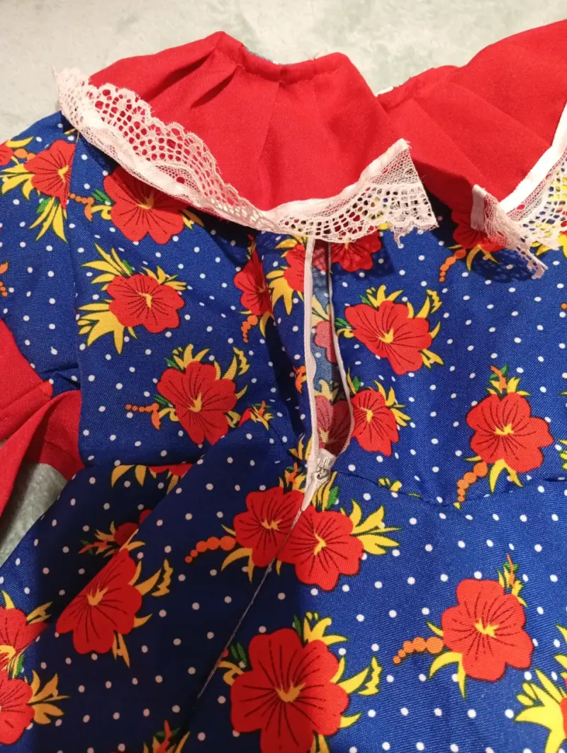 Vestido huasita con flores y encaje - 3