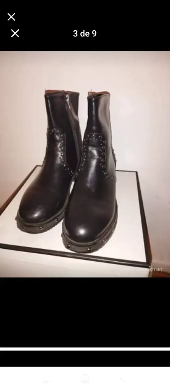 Botas de cuero negro con tachas estilo punk - 1