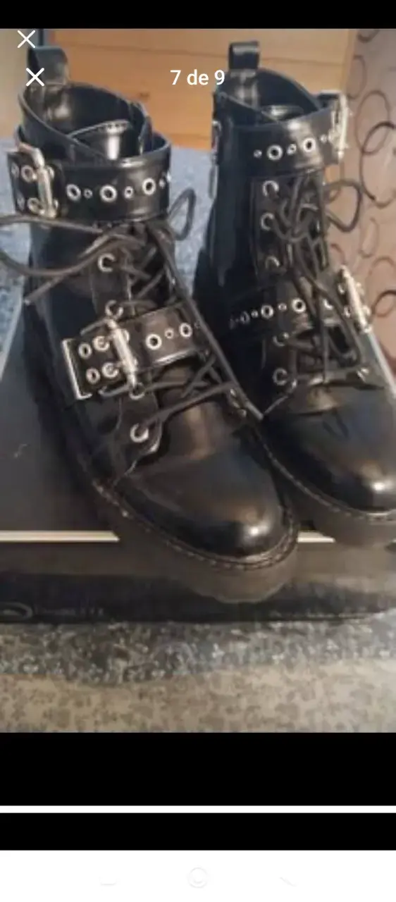 Botas de cuero negro con tachas estilo punk - 4