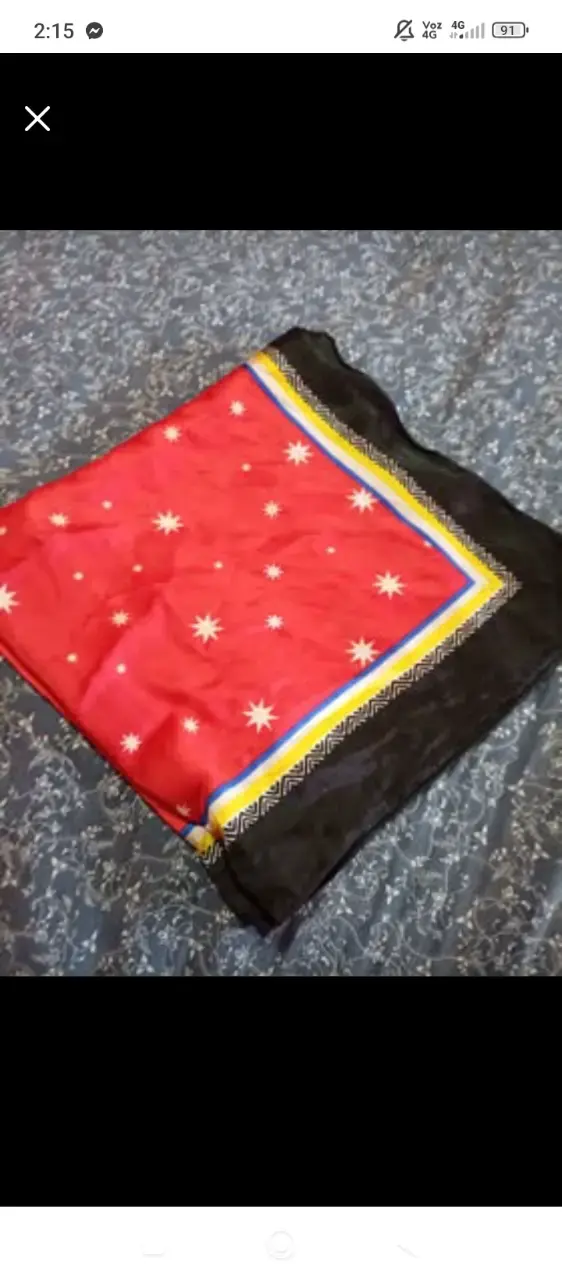 Pañuelo de seda con diseño colorido - 2