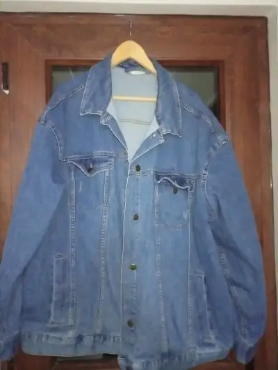Chaqueta de mezclilla azul para hombre - miniatura 3