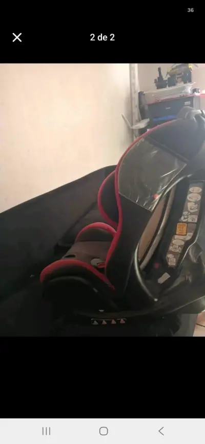 Silla de auto para bebé roja y negra - miniatura 2