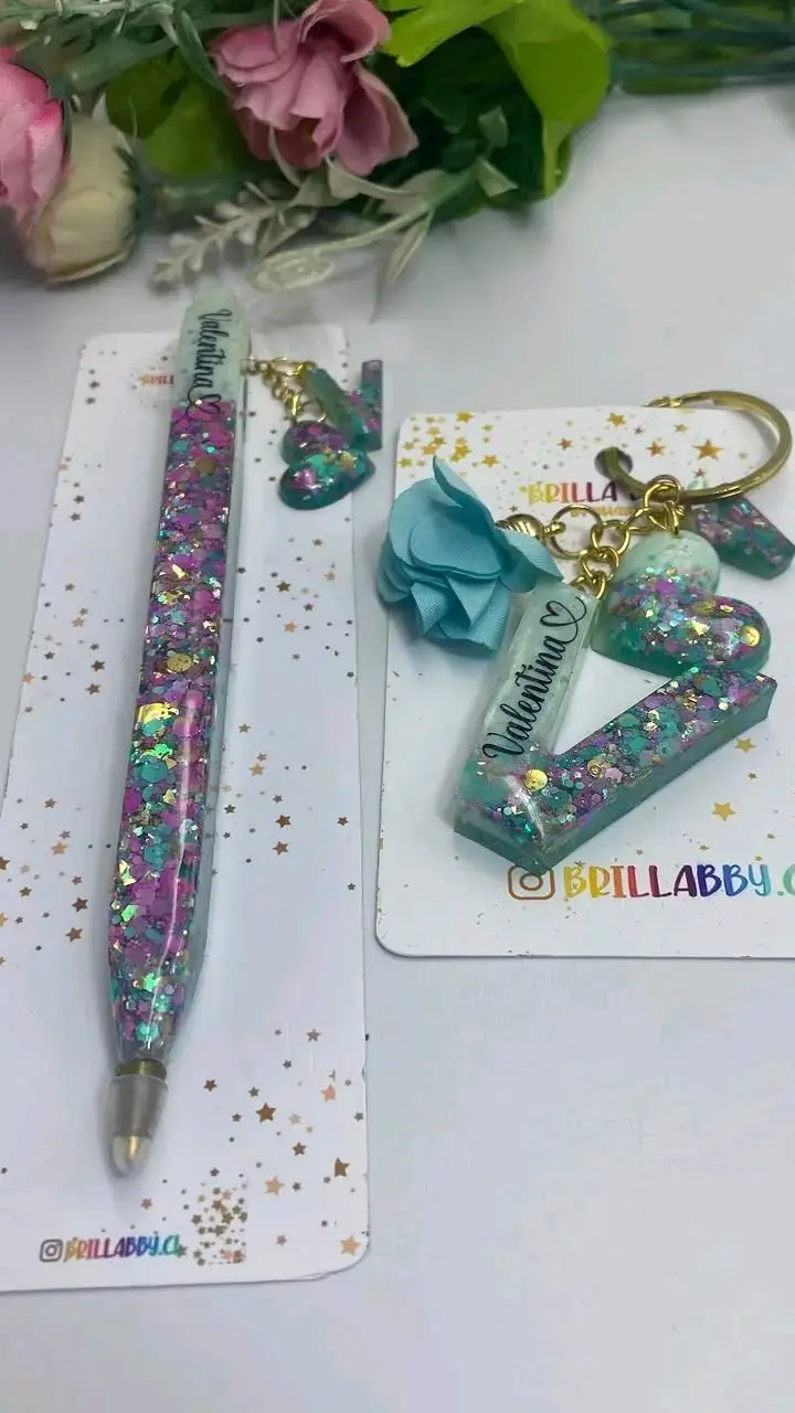 Set de lápiz y llavero personalizados con brillo - 3