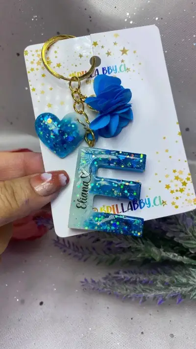 Set de lápiz y llavero personalizados con brillo - miniatura 5