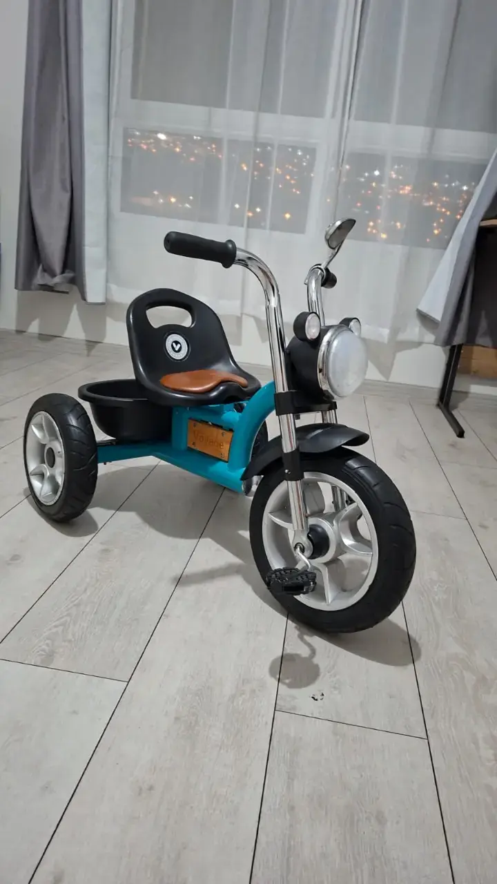 馃毑 Triciclo Voyage Hale azul con asiento c贸modo - 2