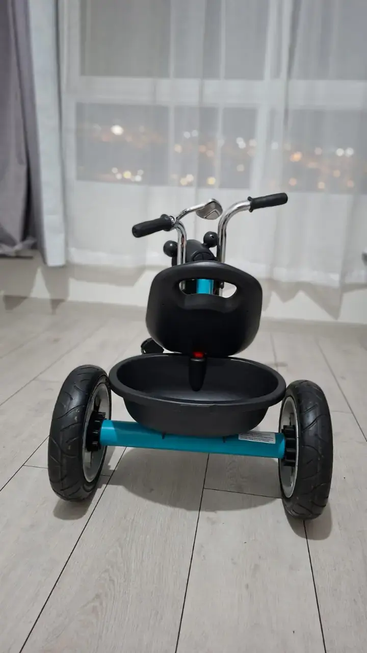馃毑 Triciclo Voyage Hale azul con asiento c贸modo - 3
