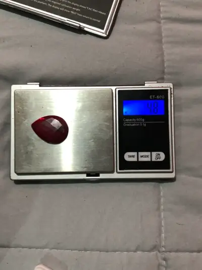 Gema de rubí en forma de lágrima - miniatura 5