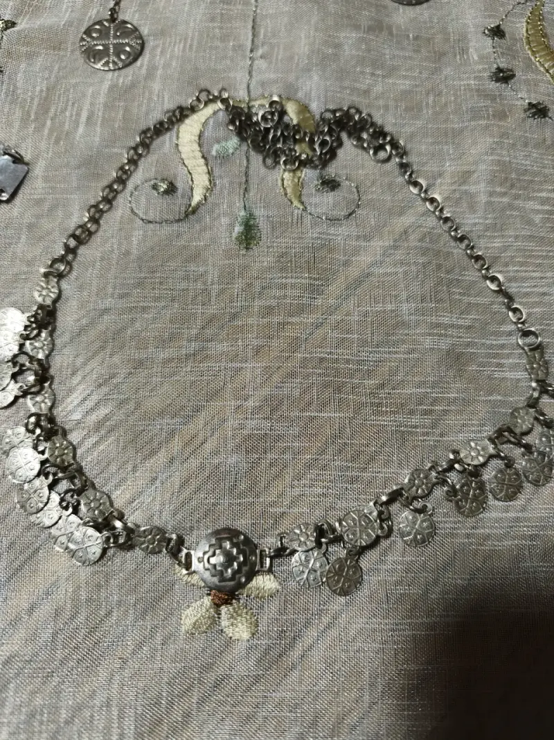 Conjunto de joyería de plata con diseño étnico - 5