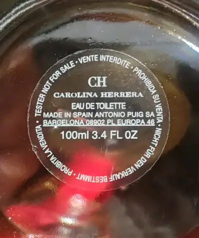 Perfume Carolina Herrera CH 100ml Usado Parcial - miniatura 3