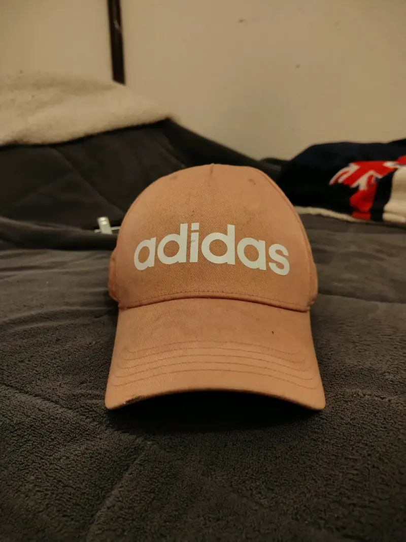 Gorra Adidas color beige unisex - 1