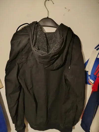 Chaqueta negra con capucha Old Navy talla M - miniatura 3